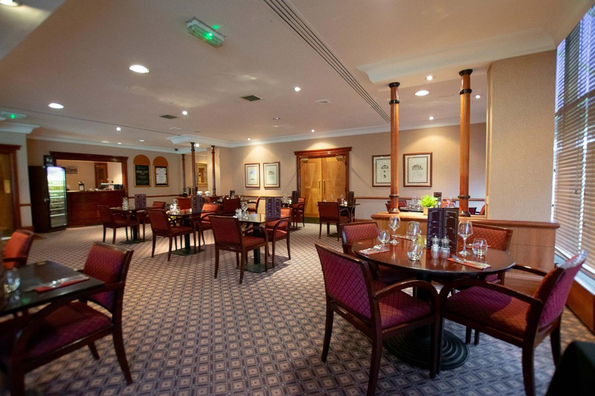 Muthu Glasgow River Hotel Erskine Exterior foto
